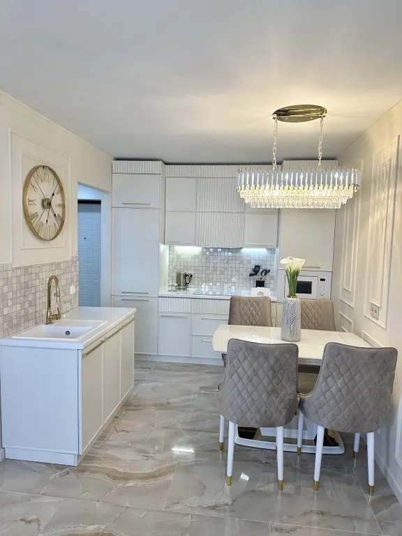 Квартира Шикарная квартира в стиле Неоклассика с видом на горы — Сириус