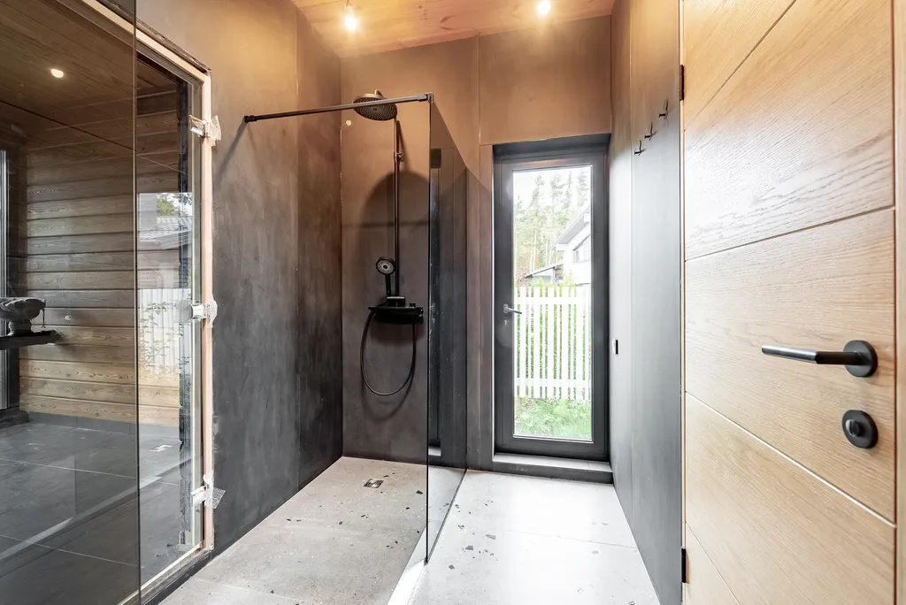 Дом с сауной и купелью