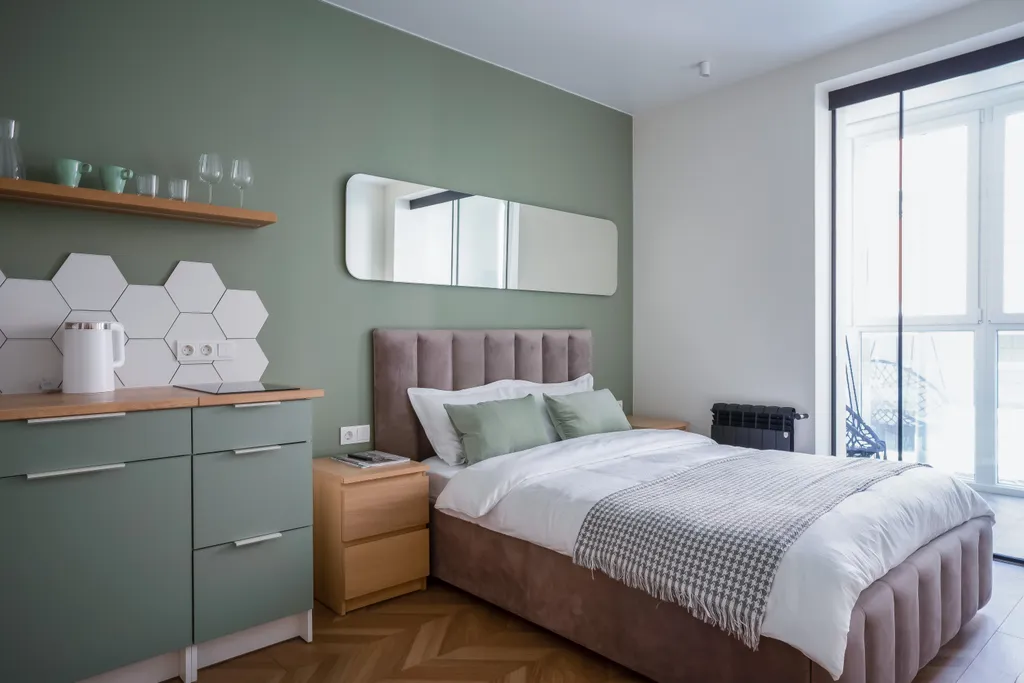 Квартира Квартира Стильная студия Оливковая с балконом и качелью — Калининград