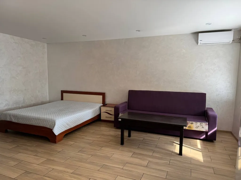 Уютная квартира на набережной ,с видом на море