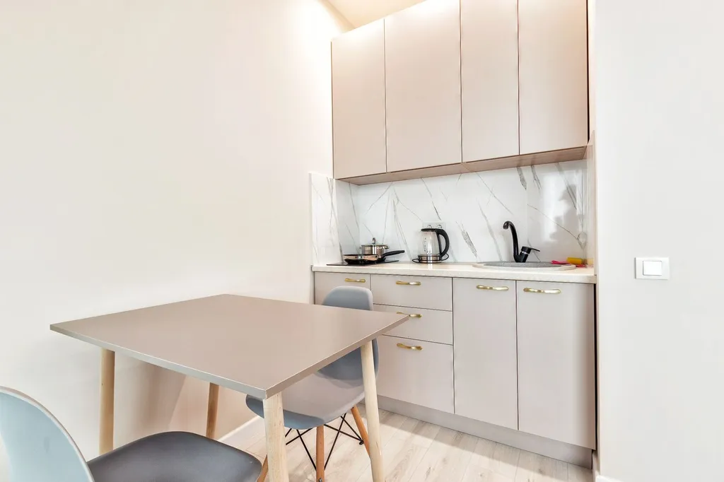 Элитные апартаменты с панорамным видом из окна в самом центре столицы