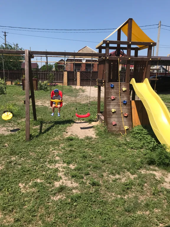 Уютный деревянный домик