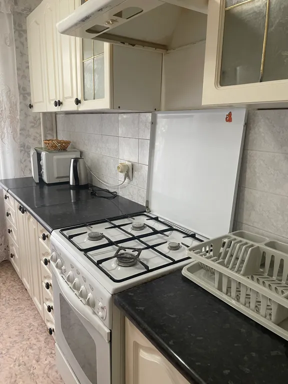 Квартира Трёхкомнатная квартира в районе Толстого мыса и в 5 минутах до пляжа Сады морей — Геленджик