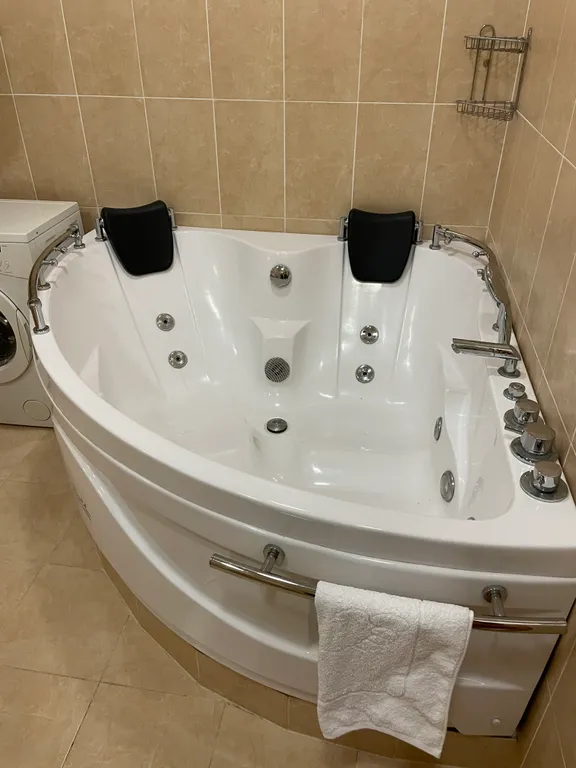 Квартира Квартира Комфортная просторная студия в тихом центре рядом с парком — Новосибирск