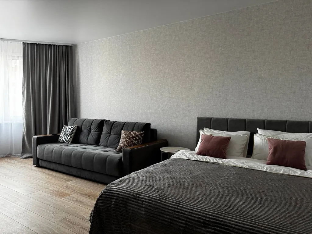 Стильная однокомнатная квартира — аренда посуточно в Отрадное