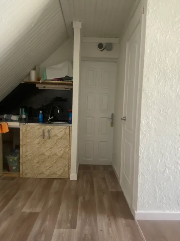 Просторное жилье из двух комнат с новым ремонтом