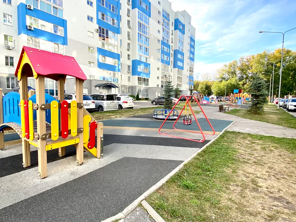 Панорамный огромный 2-х комнатный номер в новом ЖК, парковка