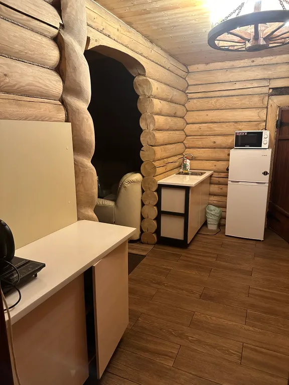 Дом с баней в сосновом бору на озере