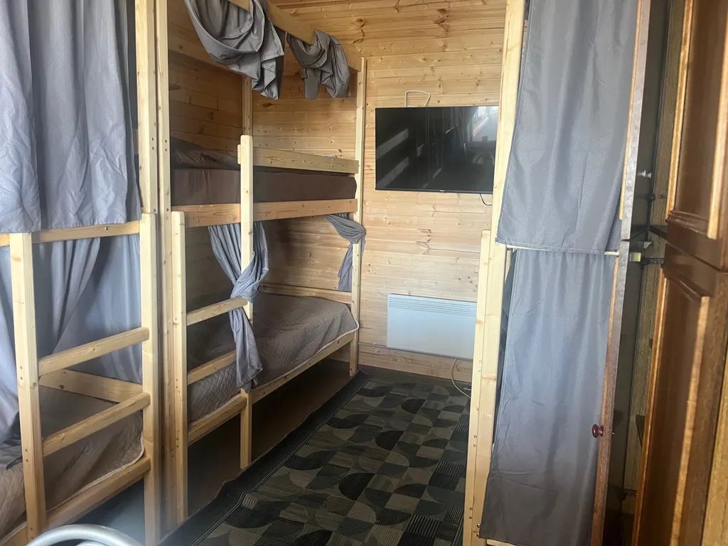 Уютные апартаменты в черте города с видом северной природы