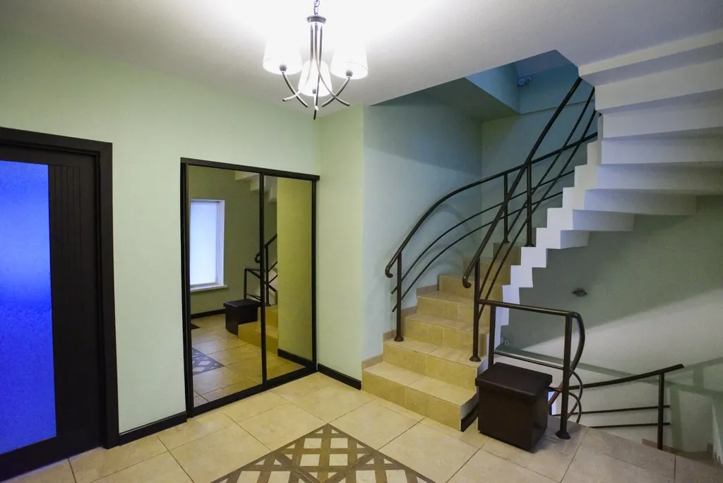 4-комнатный Дом