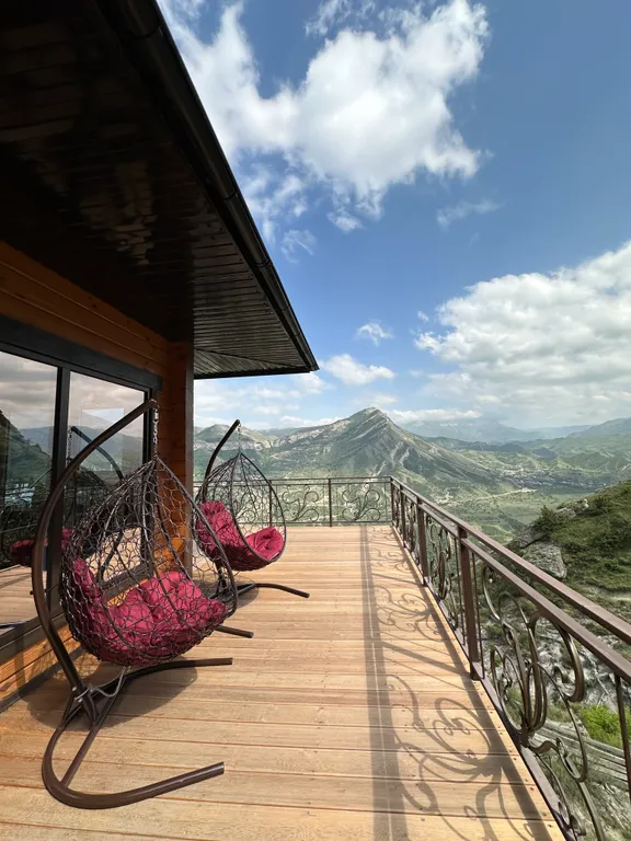 Коттедж Роскошный эко дом Аквамарин с террасой у водопада и леса — аренда посуточно в Гуниб