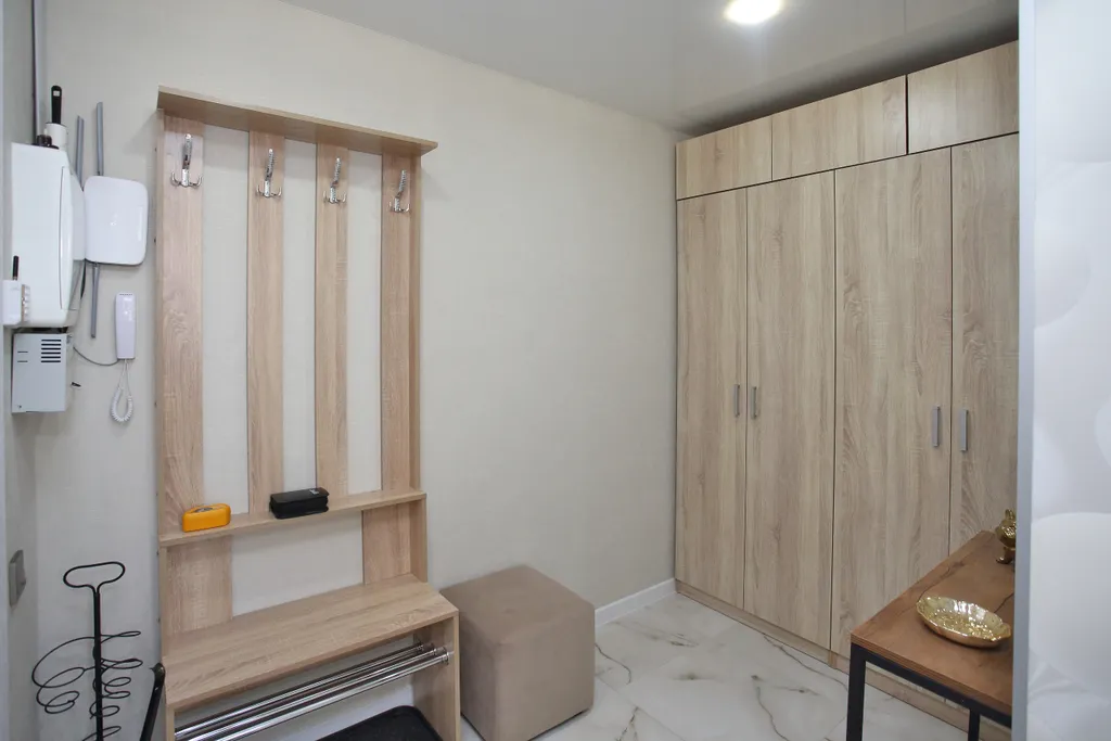 Апартамент в новом доме у метро Заречная в 20 минутах от центра