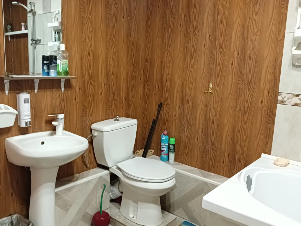 Терем с мансардой в дивном лесу у моря, с новым ремонтом и обстановкой