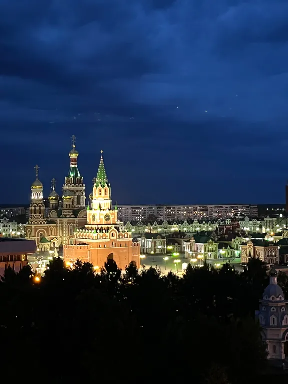 Центр туристической Йошкар-Олы с лучшим видом на Набережную