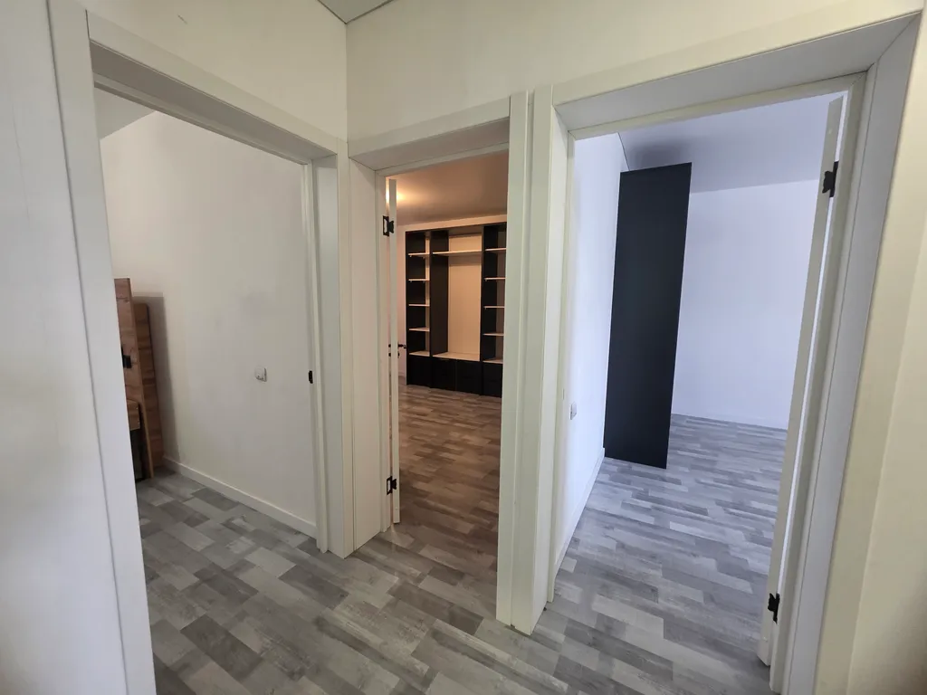 6-комнатный Дом