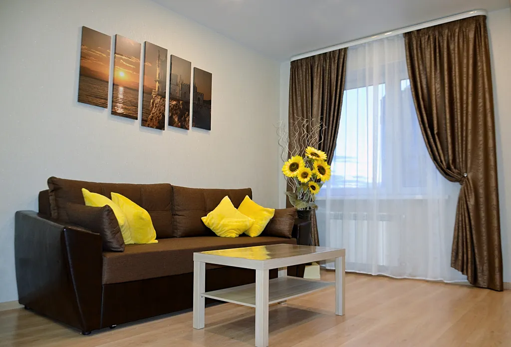 Подсолнечная квартира для душевного отдыха — аренда посуточно в Обнинск