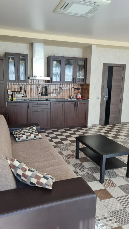 Коттедж Коттедж Семейный таунхаус с двориком, BBQ в курортном поселке — Пляхо