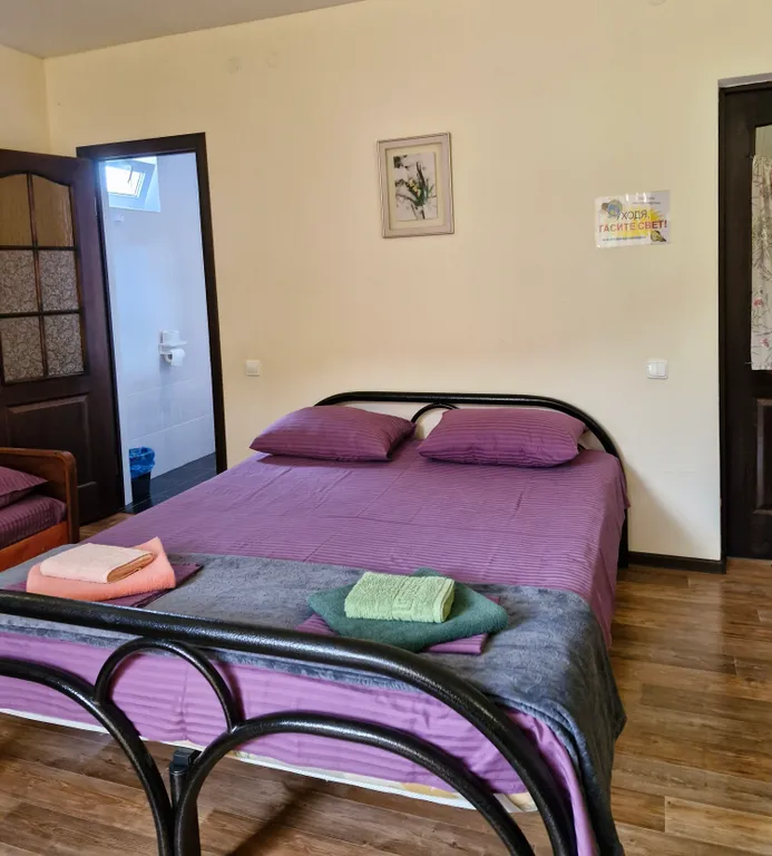 Семейная комфортная комната с балконом