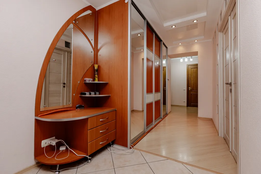 Жилая комната в 3-комнатной квартире 103