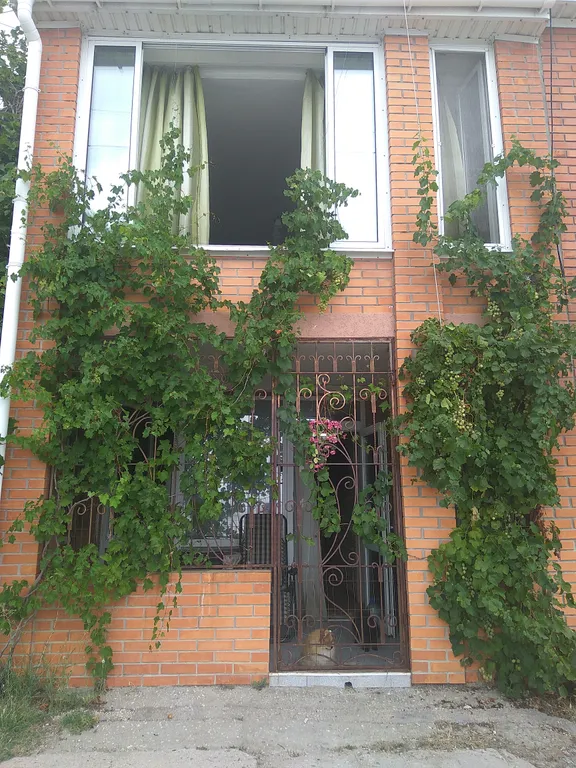 Таунхаус возле моря, в черте города, 10 метров до моря