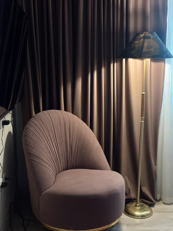 Номер-люкс Розовая пантера в апарт-комплексе Виктория