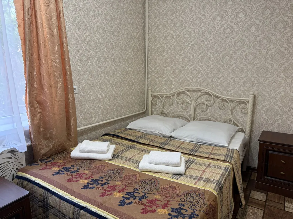 Квартира Квартира Уютный апартамент с двумя спальнями — Адлер