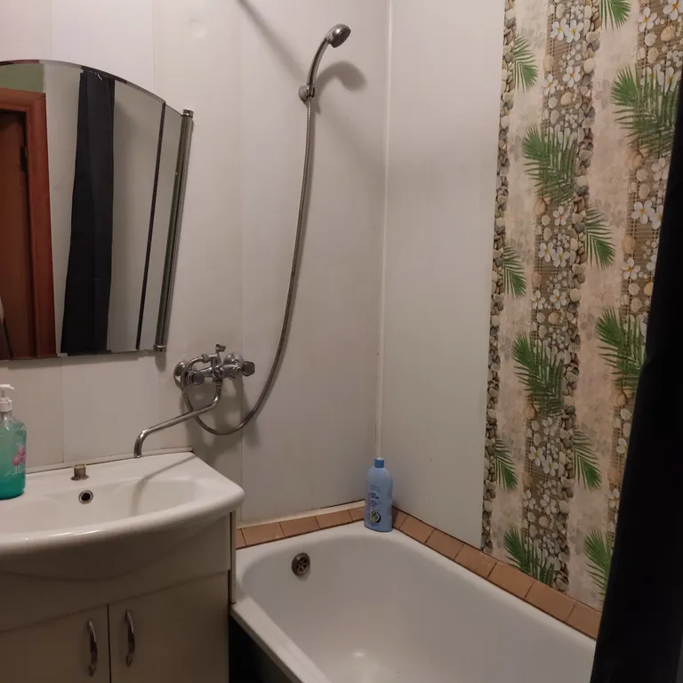 Квартира возле ЖД вокзала