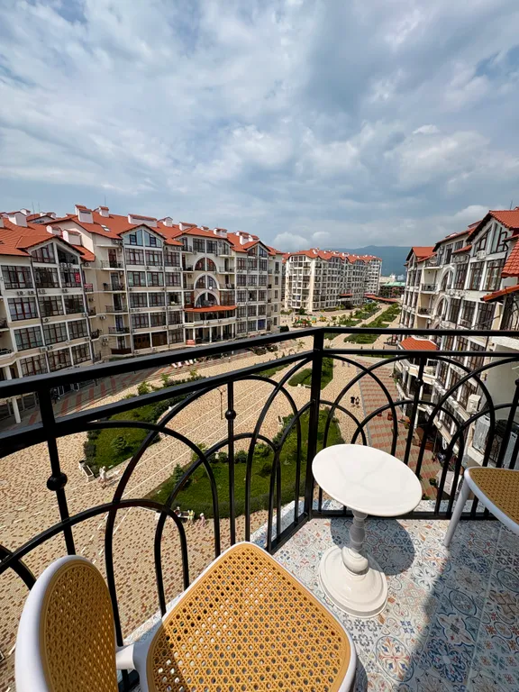 Новая квартира с балконом