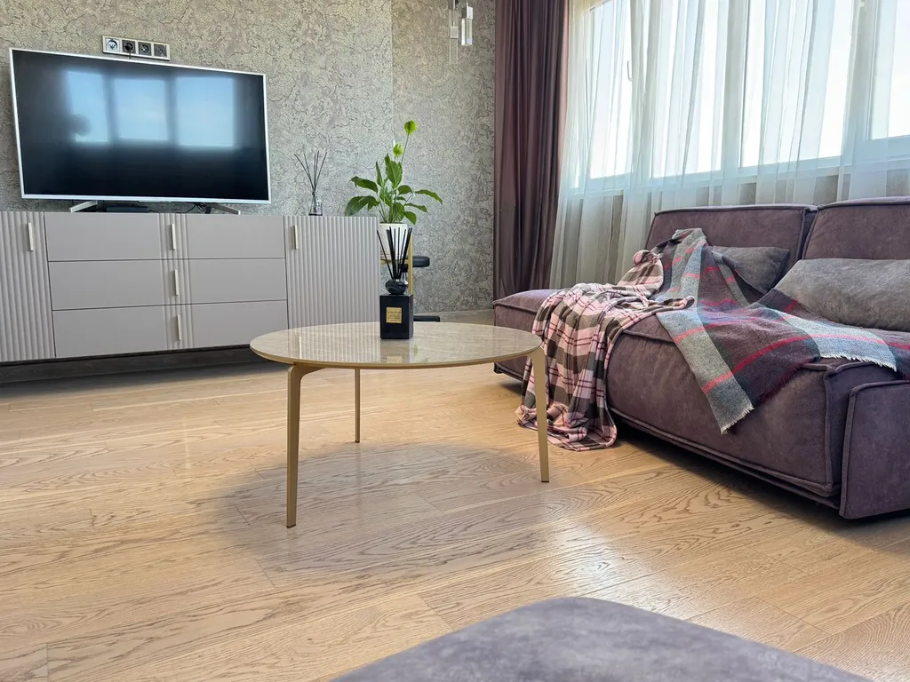 Просторная квартира с шикарным видом рядом с центральной набережной