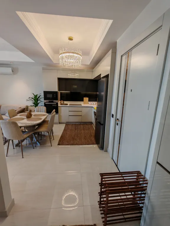 Квартира 1+1 в Azura World c видом на бассейн и аквапарком