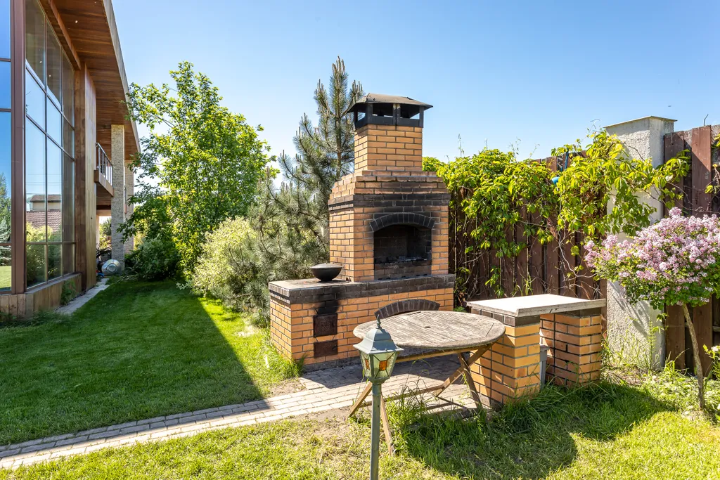 Коттедж Современный коттедж у большой воды — Никульское