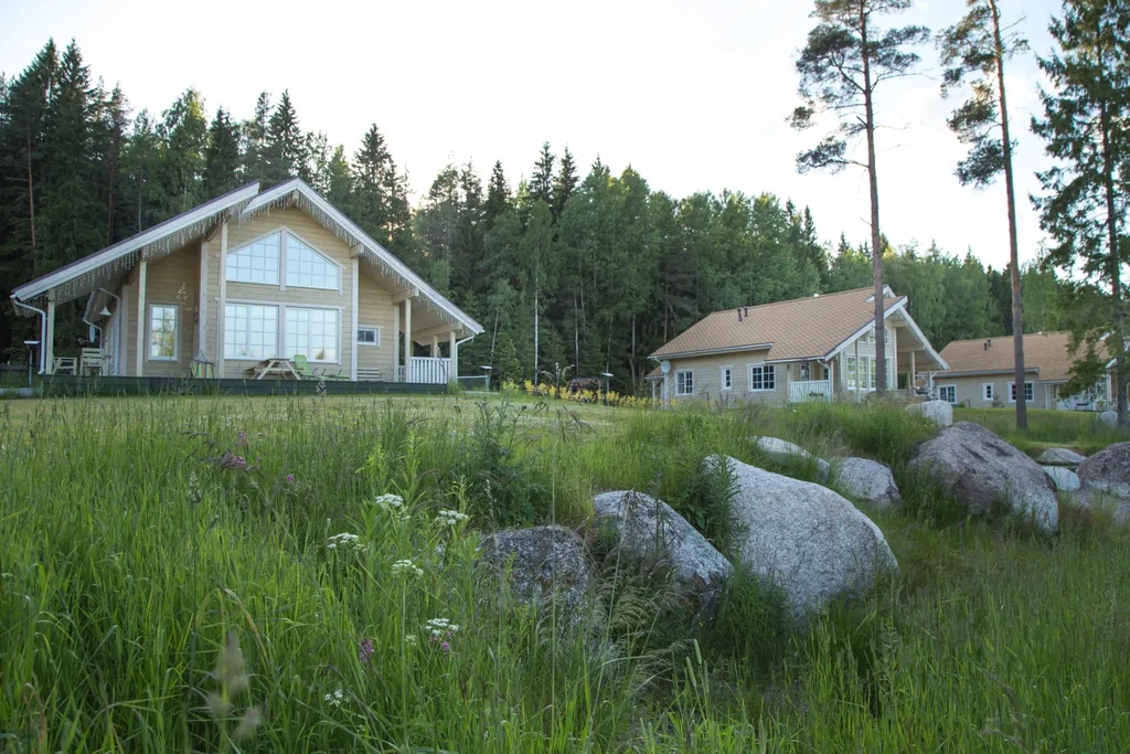 Коттедж с сауной и камином