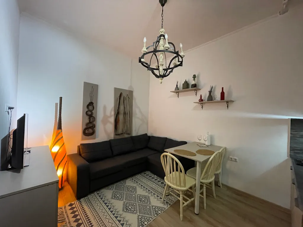 Квартира на вере у метро в центре