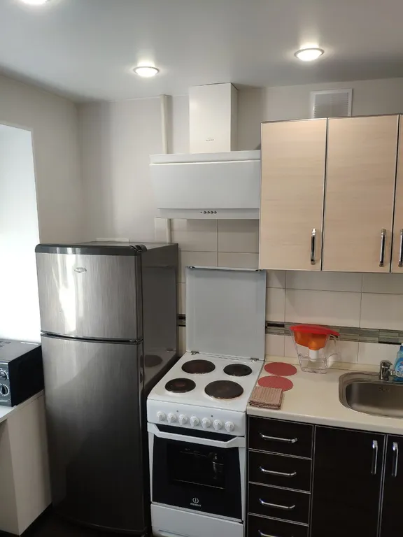 Уютный семейный апартамент в центре, штаб округа набережная, 5 гостей