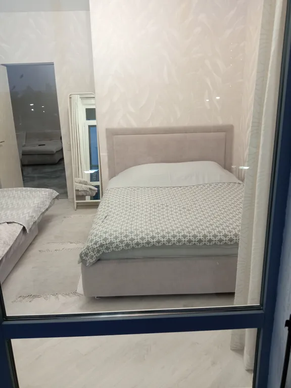 Квартира у озера