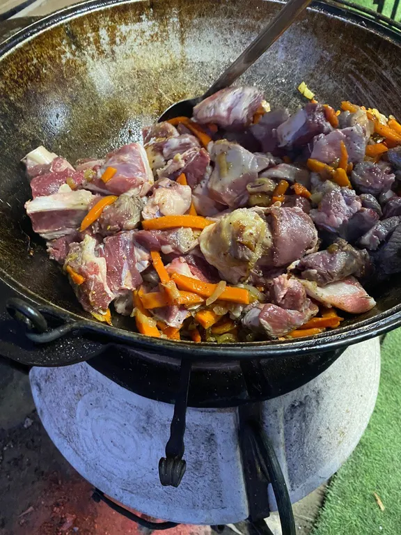 Большой дом с баней, бассейном, мангалом и парковкой