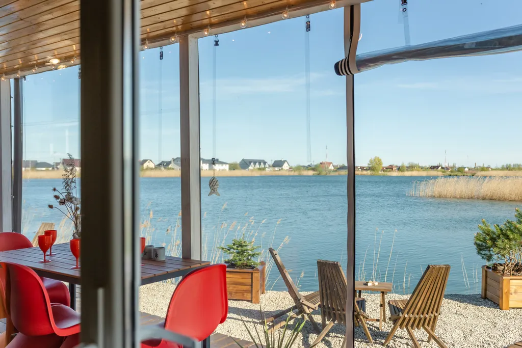 Коттедж Дом на берегу озера с банным чаном — Сокольники