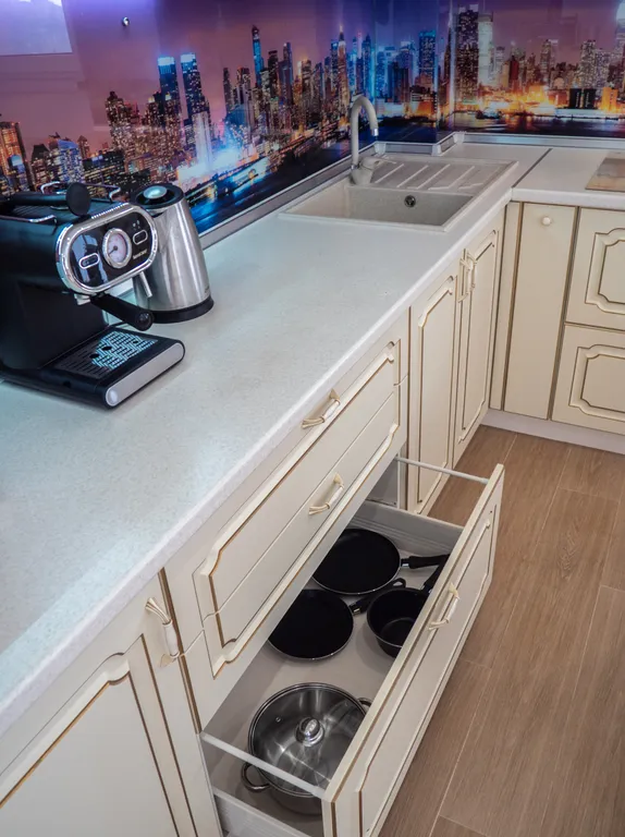 Уютная студия с видом на море и город