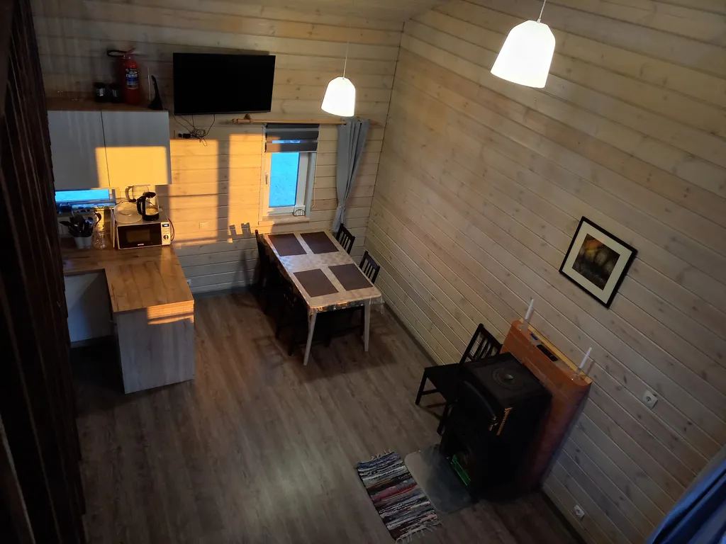 Финнский домик у скалы