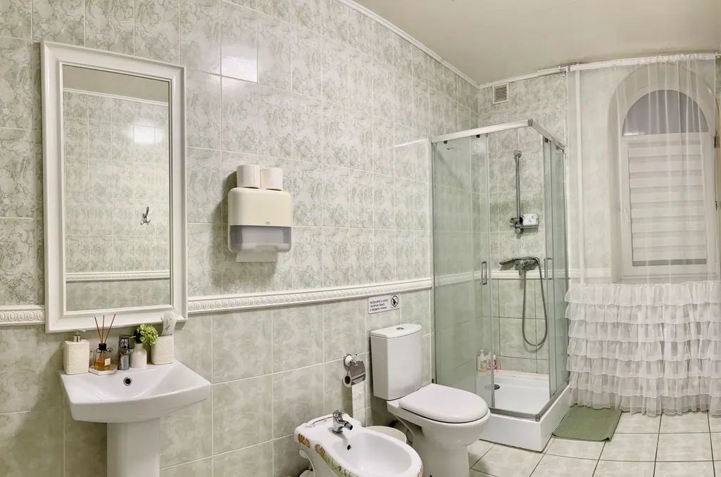 Дом с бассейном