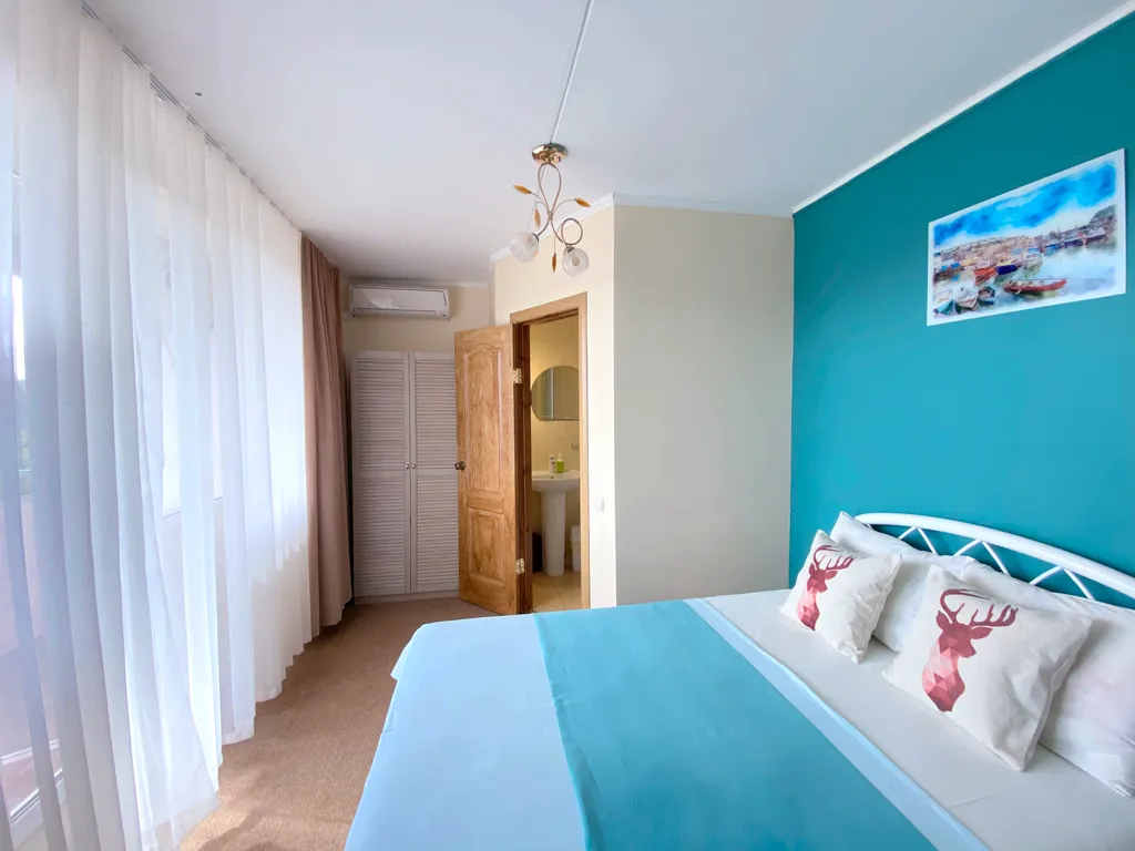 double room 5 с балконом