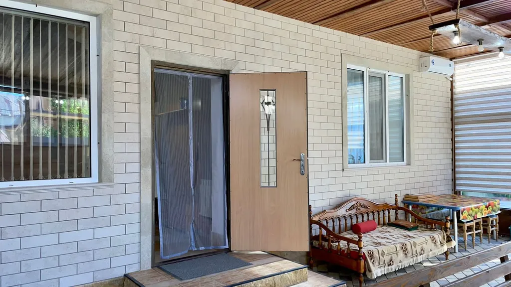 Уютный дом на берегу Каспийского моря