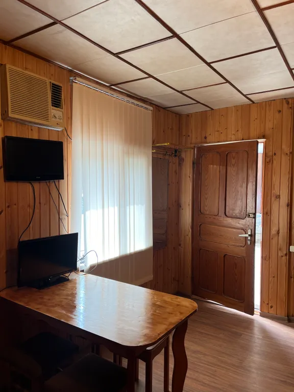 Коттедж Гостевой домик, с отдельным входом, в самом центре города Сухум. — Сухум