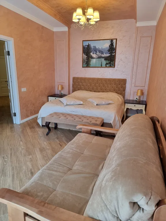 Апартамент в центре рядом с подъемником с балконом