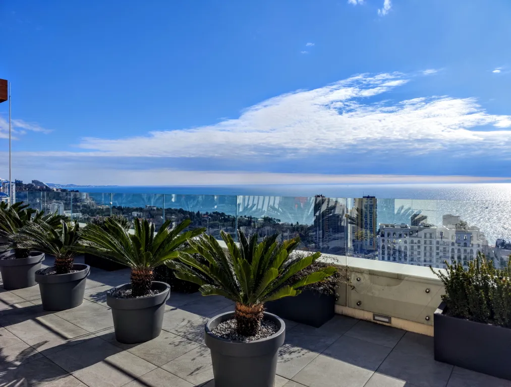 Апартаменты с видом на море