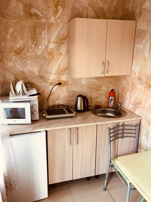 Номер со всеми удобствами со своей кухней и санузлом