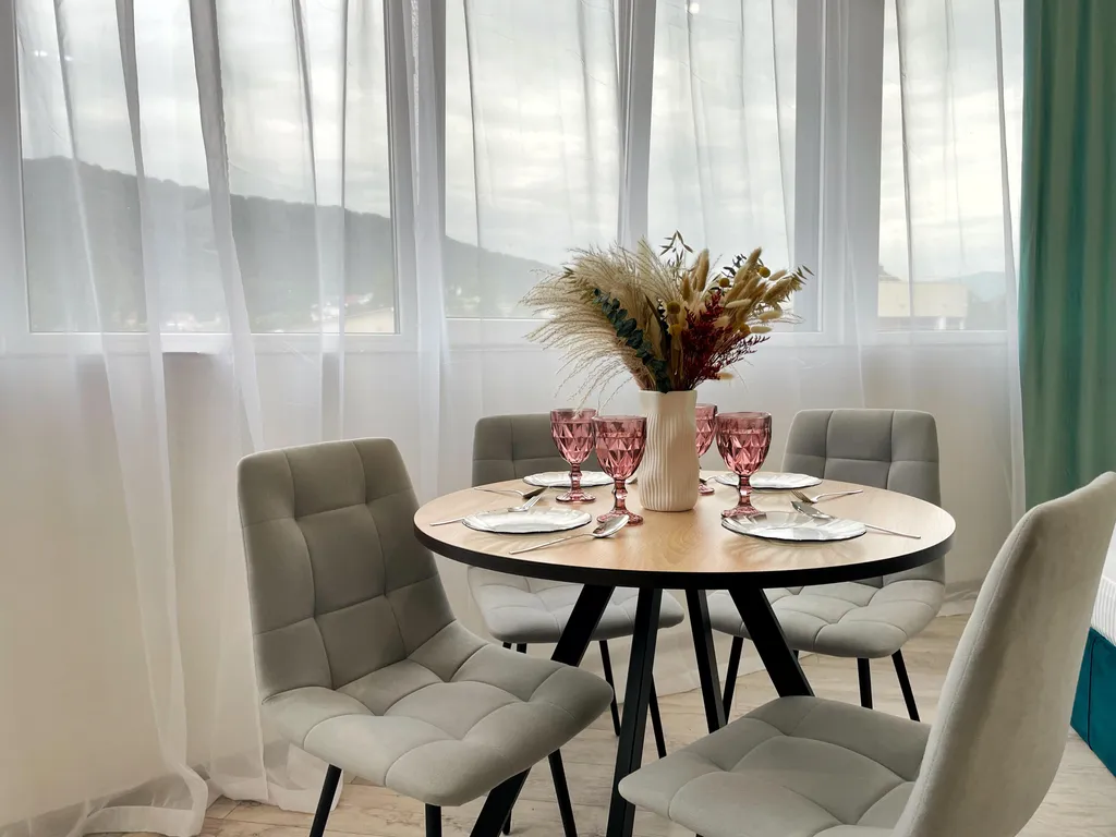 Апартаменты для четверых с видом на горы и море