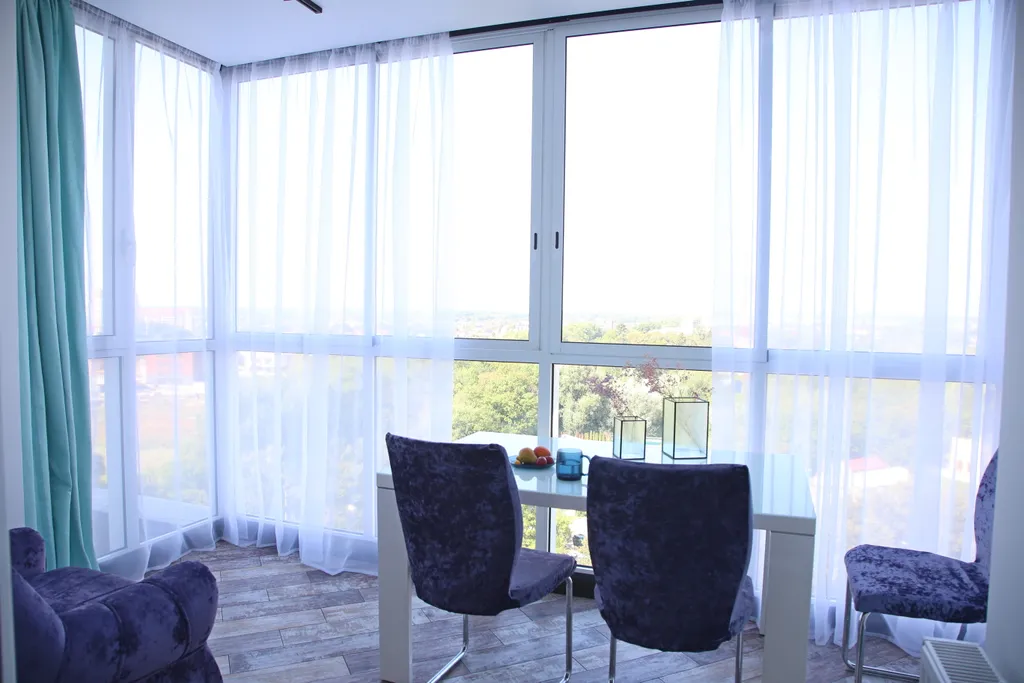 Квартира Апартаменты "Малевич" - мята лаванда и горький шоколад в интерьере — Калининград