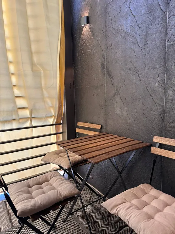 Двухэтажные апартаменты в центре города