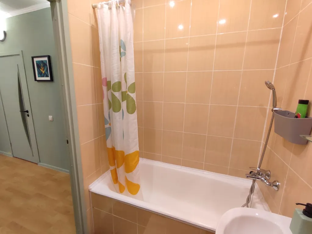 Большая и уютная квартира в центре на набережной